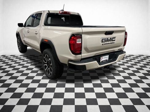 New 2026 GMC Canyon AT4 w/ AT4 Premium Package AWD/4WD image 6
