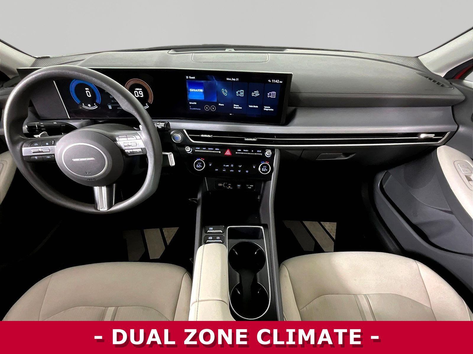 Used 2025 Hyundai Sonata SEL FWD image 7