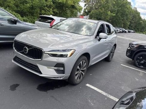 Used 2023 Volvo XC60 B5 Core w/ Climate Package AWD/4WD image 1