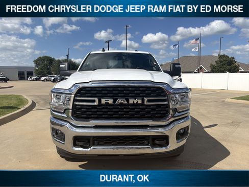 Used 2024 RAM 2500 Big Horn w/ Off Road Package AWD/4WD image 2