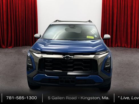 Used 2025 Chevrolet Equinox ACTIV w/ Safety and Technology Package image 2