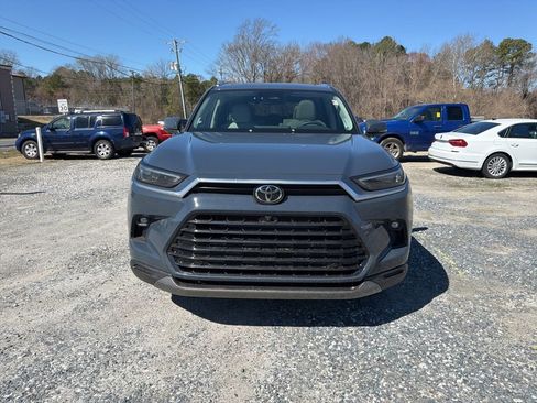 Used 2026 Toyota Grand Highlander Limited image 8