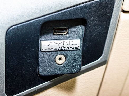 Used 2014 Ford F250 XLT w/ XLT Interior Package image 16