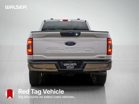Used 2022 Ford F150 XLT w/ Trailer Tow Package image 4