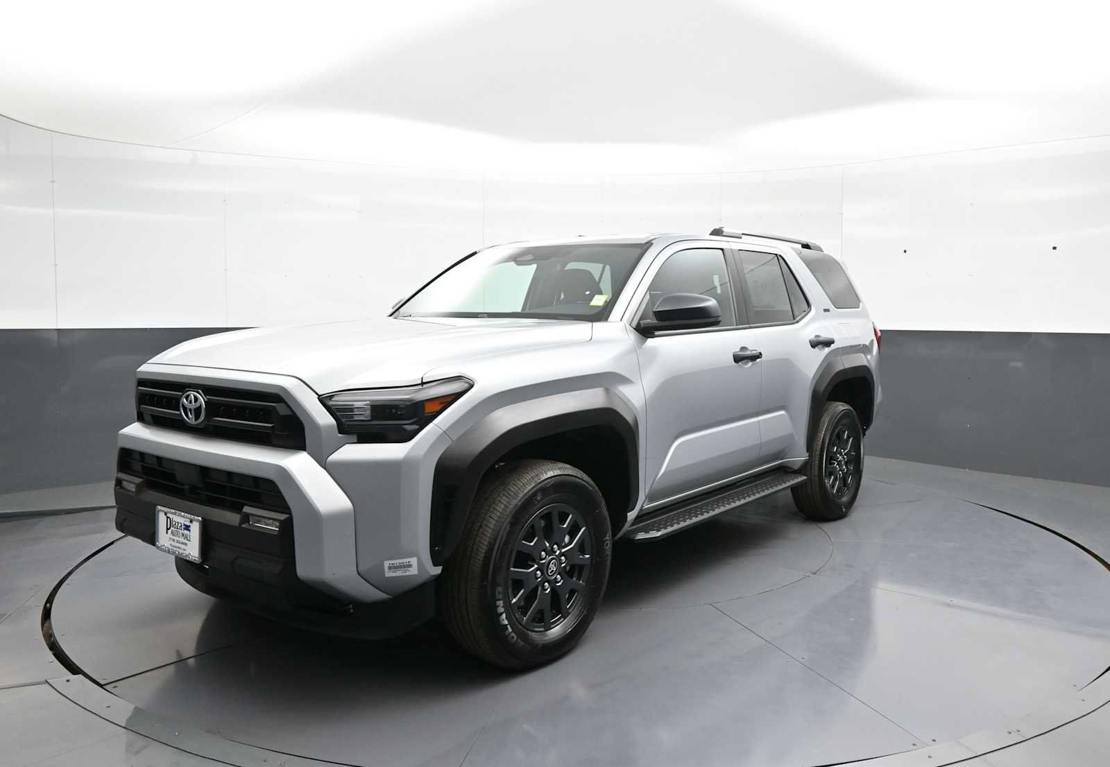 Used 2025 Toyota 4Runner SR5 AWD/4WD image 10