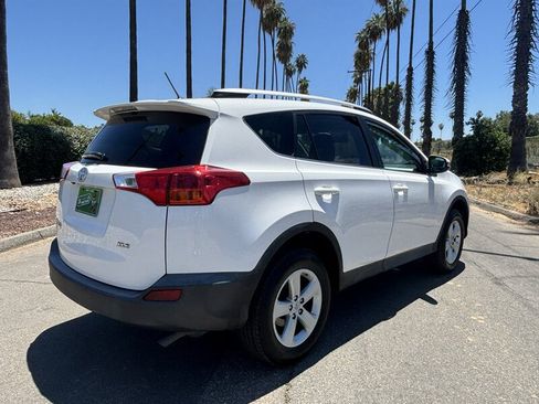 Used 2014 Toyota RAV4 XLE FWD image 7