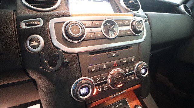 Used 2015 Land Rover LR4 HSE LUX AWD/4WD image 21