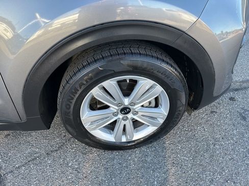Used 2018 Kia Sportage LX w/ LX Popular Package image 10