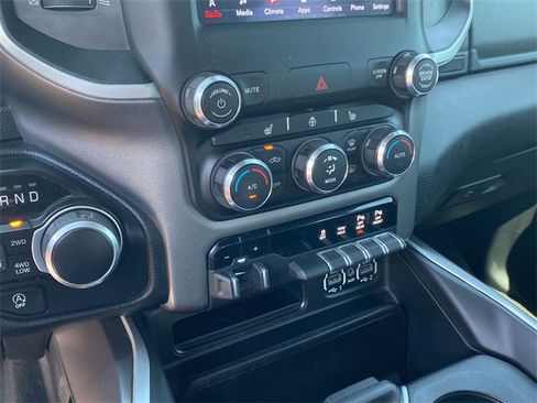 Used 2021 RAM 1500 Big Horn image 27
