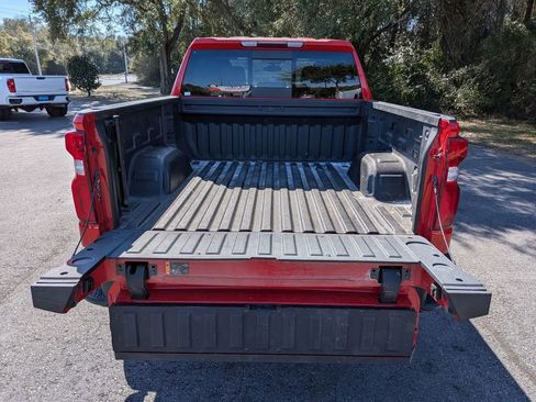 Used 2024 Chevrolet Silverado 1500 LT Trail Boss w/ Convenience Package II image 29