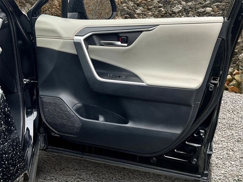 Used 2019 Toyota RAV4 Adventure image 20