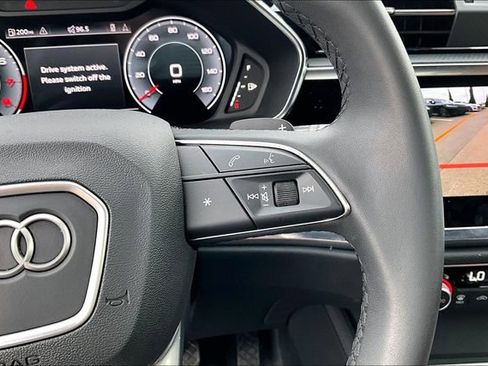 Used 2025 Audi Q3 2.0T Premium Plus w/ Premium Plus Package image 21