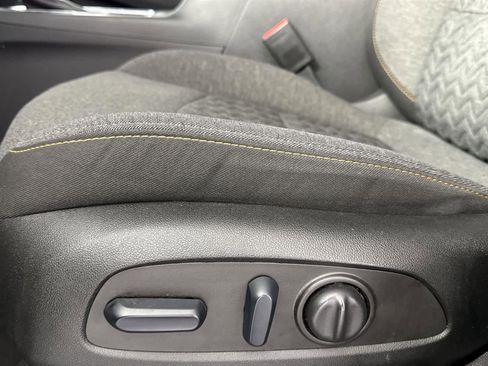 Used 2022 Chevrolet Equinox LT image 13