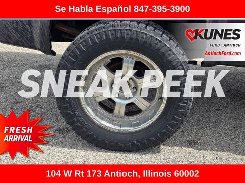 Used 2008 GMC Sierra 1500 SLE w/ Z71 Off-Road Package AWD/4WD image 12