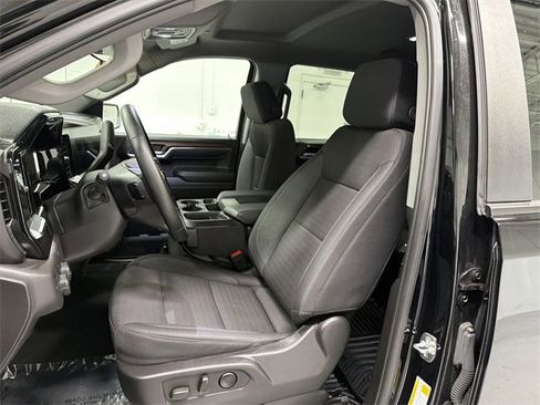 Certified 2025 Chevrolet Silverado 1500 LT w/ Convenience Package II image 19