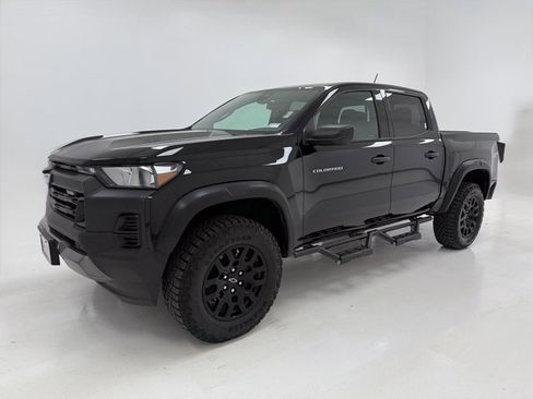 Used 2024 Chevrolet Colorado Trail Boss w/ Advanced Trailering Package image 5