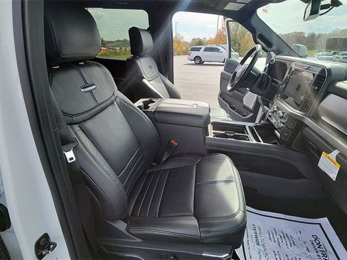 New 2026 Ford F250 Platinum image 25