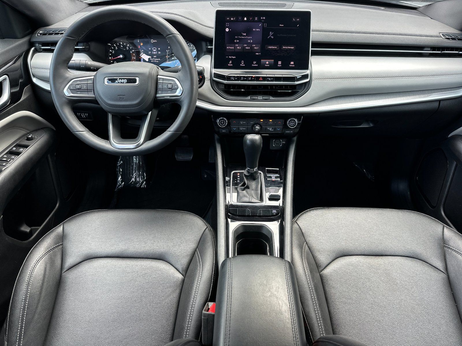 Used 2025 Jeep Compass Limited AWD/4WD image 12