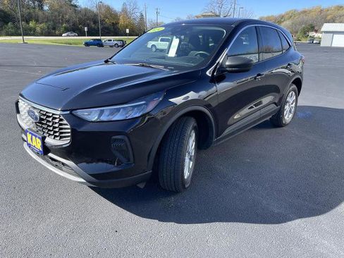 Certified 2024 Ford Escape Active image 5