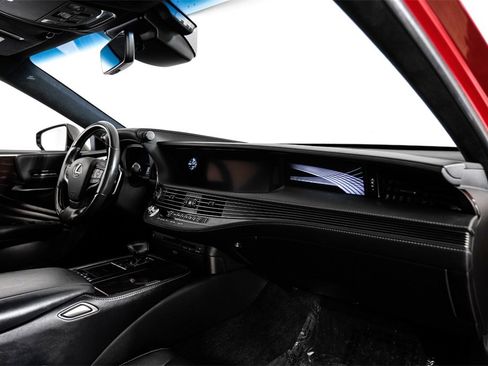 Used 2018 Lexus LS 500 image 10