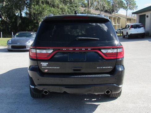 Used 2022 Dodge Durango Citadel image 4
