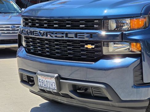 Used 2021 Chevrolet Silverado 1500 Custom AWD/4WD image 7