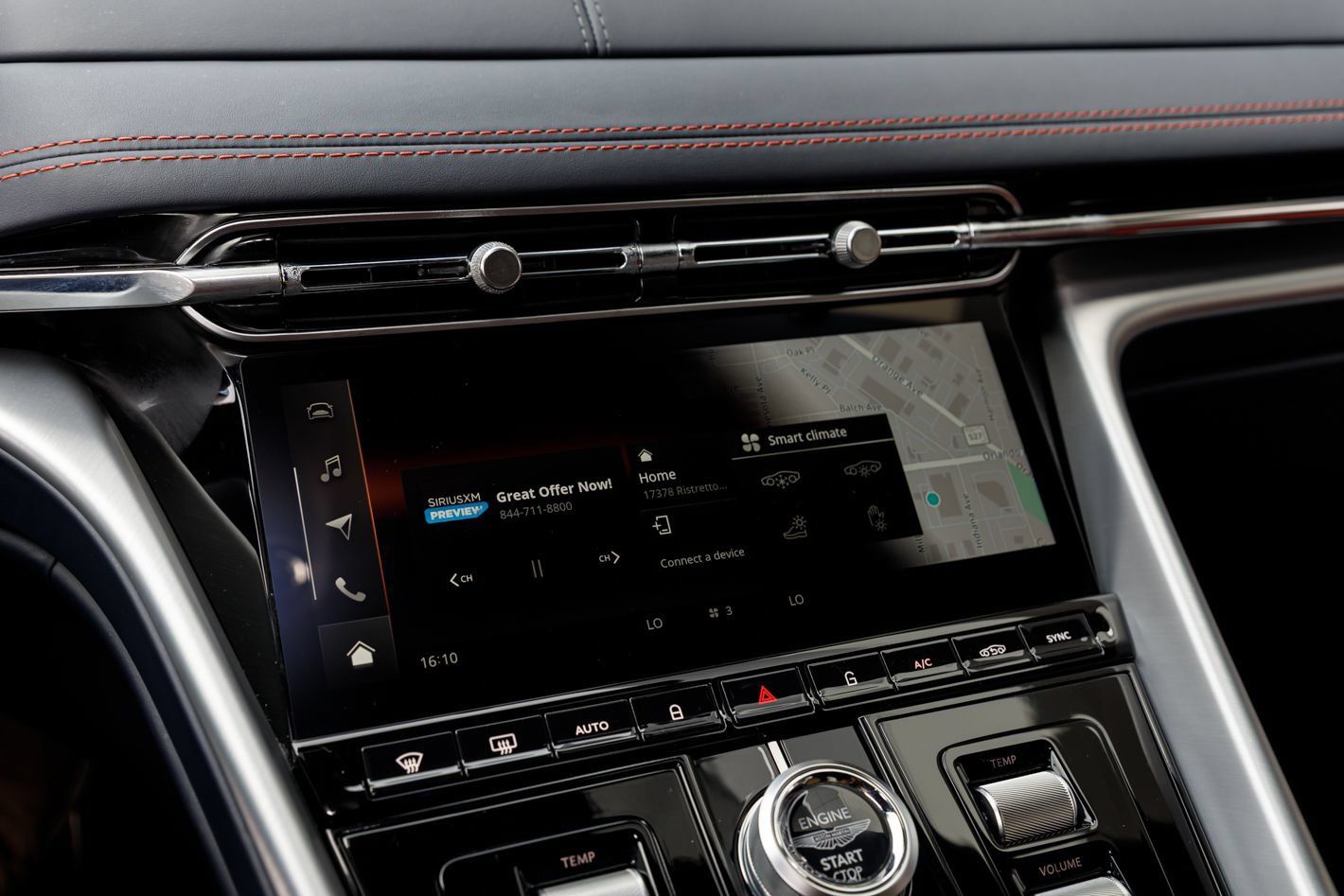 Used 2024 Aston Martin DB12 Coupe RWD image 37
