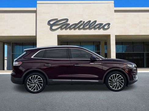Used 2019 Lincoln Nautilus Reserve image 3
