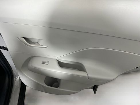 Used 2025 Hyundai Kona SEL image 28