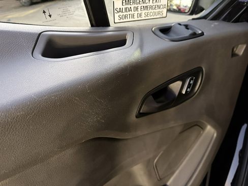 Used 2024 Ford Transit 350 XLT image 33
