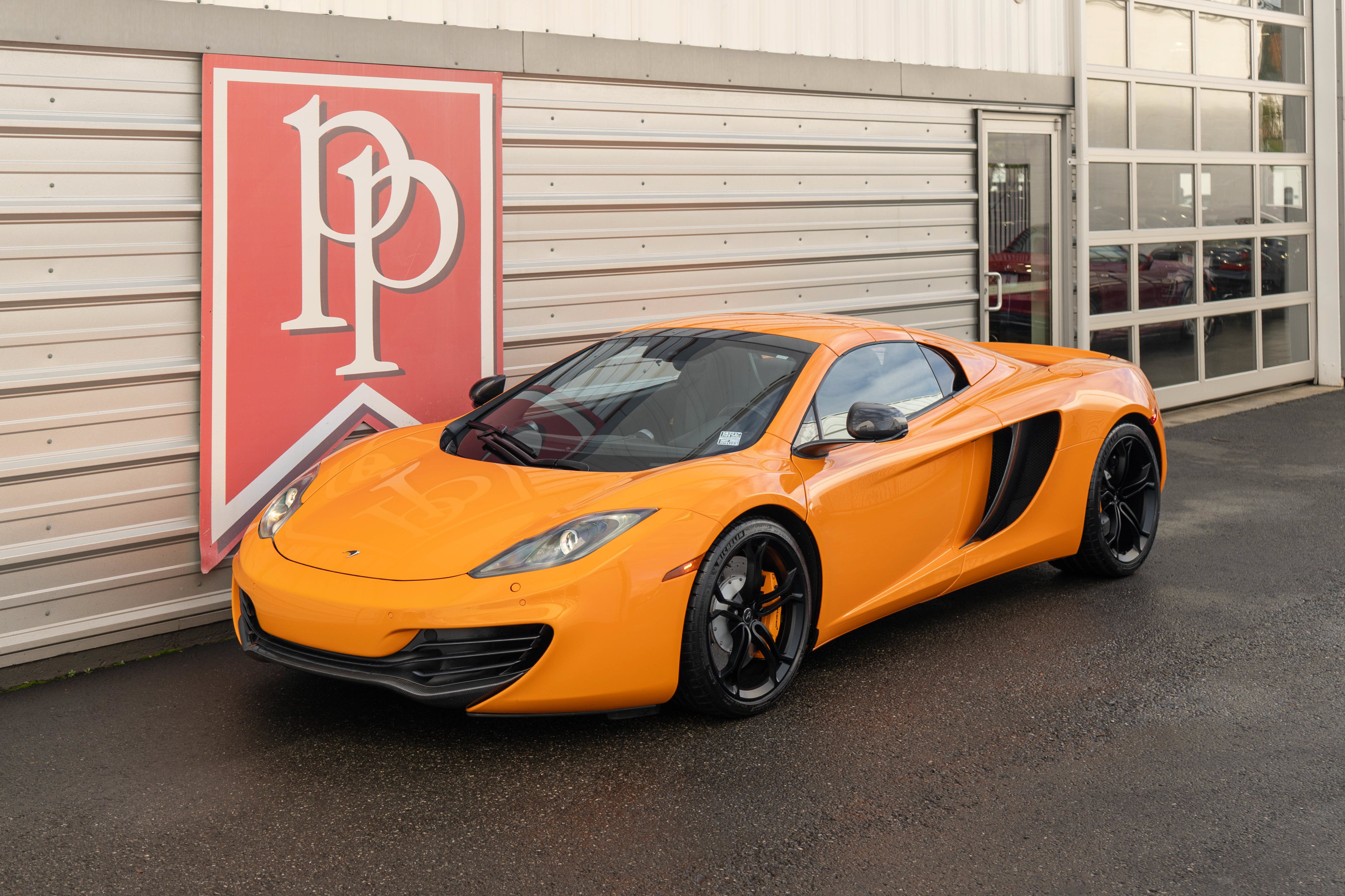 Used 2013 McLaren MP4-12C Spider RWD image 39