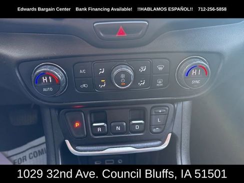 Used 2018 GMC Terrain SLT w/ Preferred Package image 25