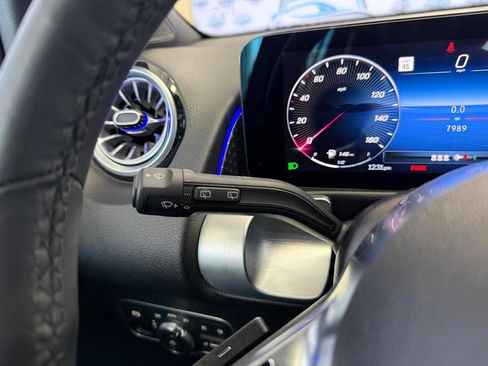 Used 2024 Mercedes-Benz GLB 250 4MATIC w/ Driver Assistance Package image 36