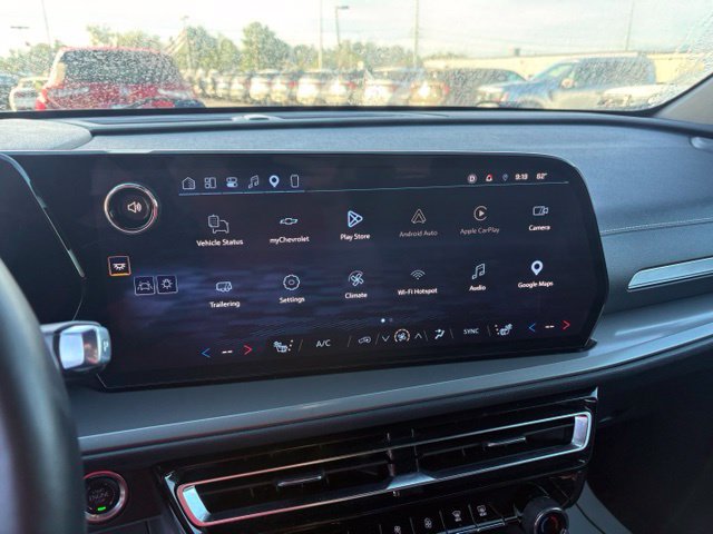 Used 2026 Chevrolet Traverse LT FWD image 16