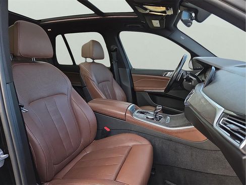 Used 2019 BMW X5 xDrive40i w/ Premium Package 2 image 10