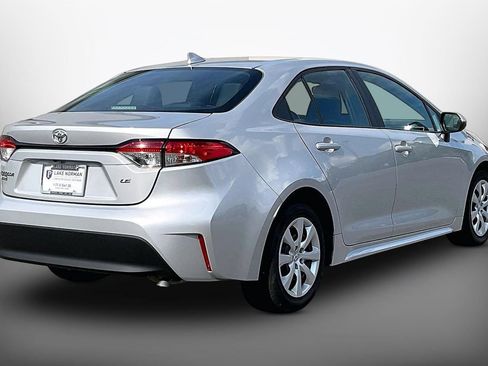 Used 2024 Toyota Corolla LE FWD image 8