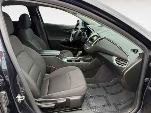 Used 2023 Chevrolet Malibu LT FWD image 19