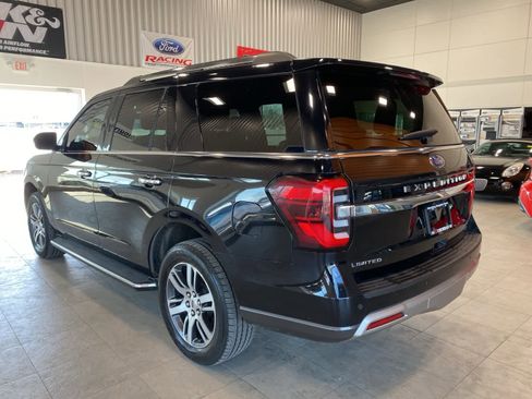 Certified 2022 Ford Expedition Limited image 3