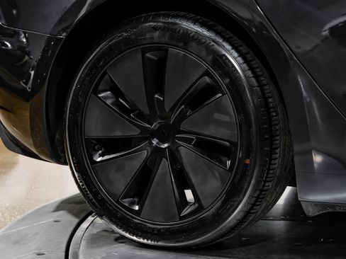 Used 2024 Tesla Model 3 Standard Range RWD image 50