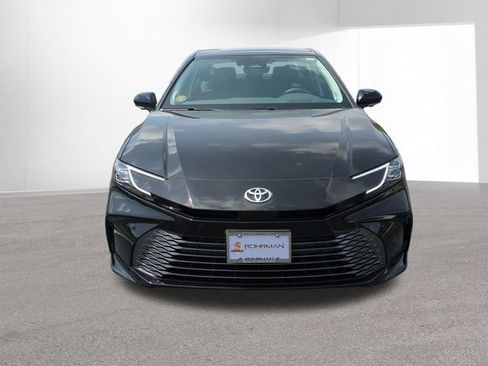 New 2026 Toyota Camry XLE FWD image 2
