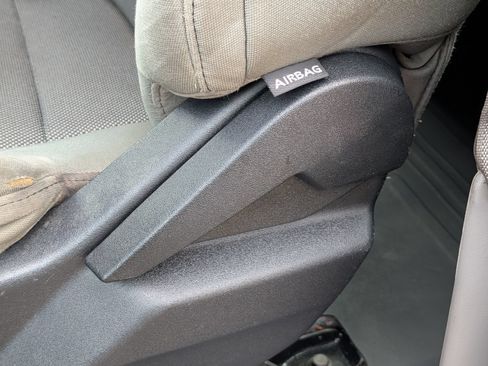 Used 2015 Ford F150 XL w/ Equipment Group 101A Mid AWD/4WD image 16