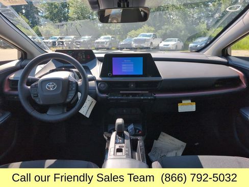 New 2026 Toyota Prius Plug-In Hybrid FWD image 12