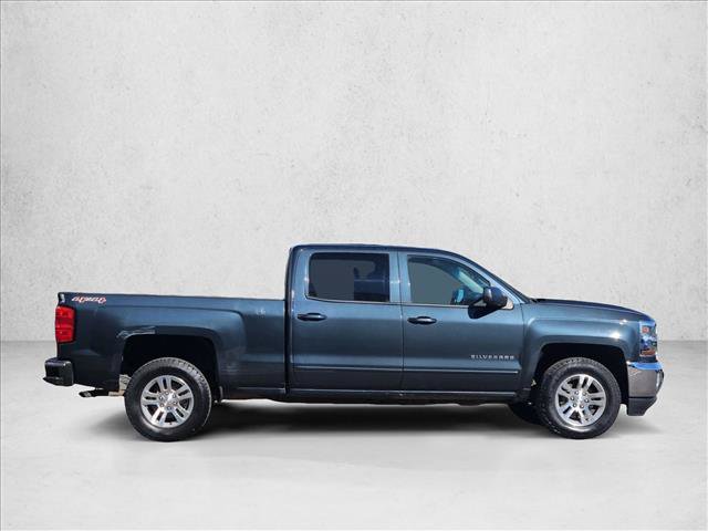 Used 2017 Chevrolet Silverado 1500 LT w/ LT Convenience Package AWD/4WD image 9