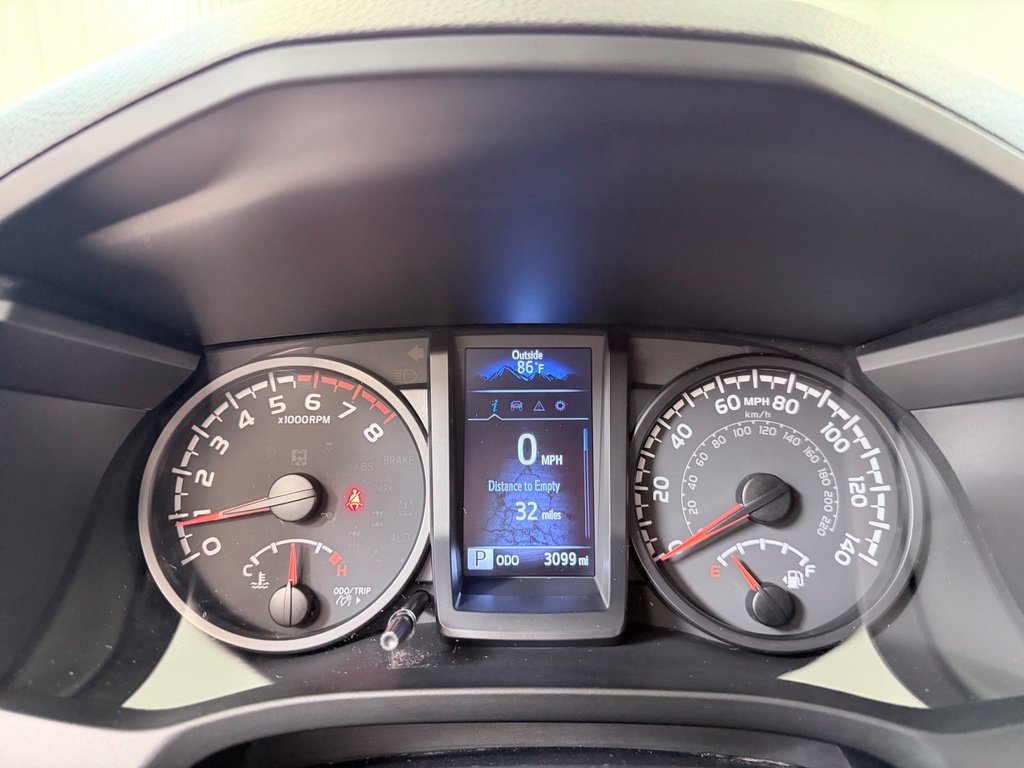 Used 2020 Toyota Tacoma SR AWD/4WD image 34