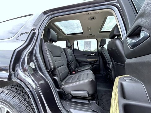 Used 2019 GMC Acadia Denali w/ Technology Package AWD/4WD image 19