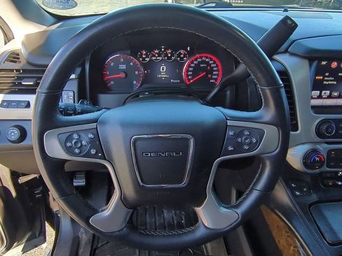 Used 2016 GMC Yukon Denali w/ Open Road Package image 13