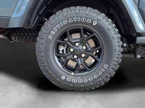 New 2025 Jeep Gladiator Willys image 7