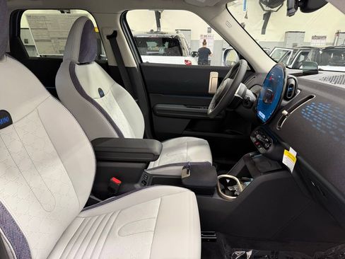 Certified 2025 MINI Cooper Countryman S image 29