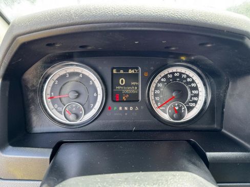 Used 2018 RAM 1500 Express w/ Express Value Package AWD/4WD image 34