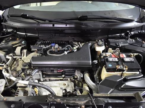 Used 2014 Nissan Rogue SV AWD/4WD image 34